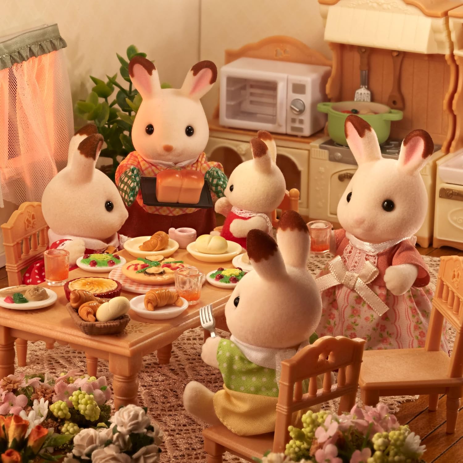 Sylvanian Families Chocolate Rabbit Family Dolls