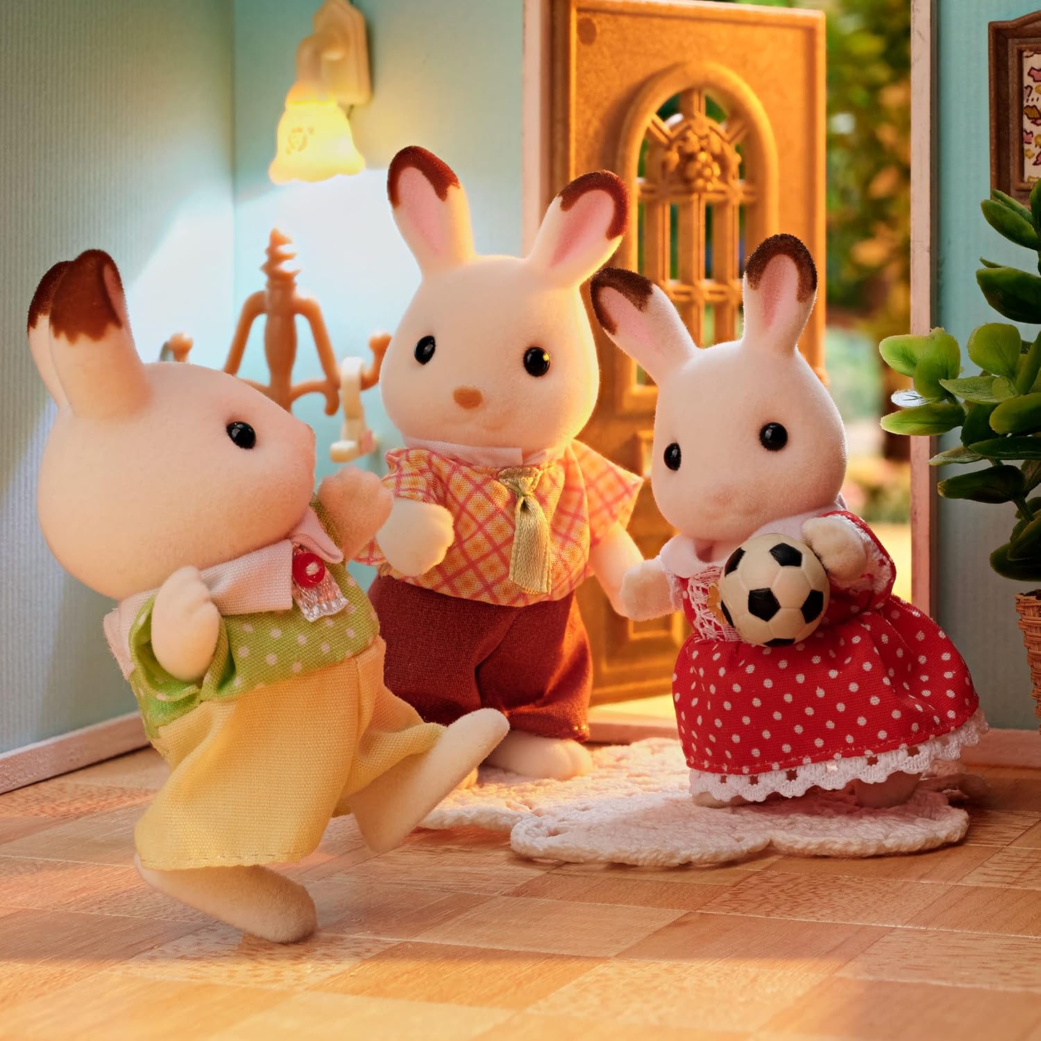 Sylvanian Families Chocolate Rabbit Family Dolls